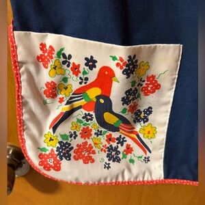 Vintage button up smock with bird and flower pockets